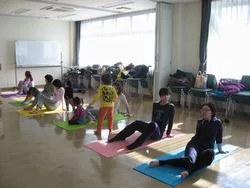横須賀中央での親子ヨガ