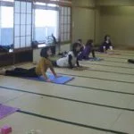 コブラのポーズ