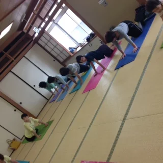 横須賀汐入でのヨガレッスン風景　7/8