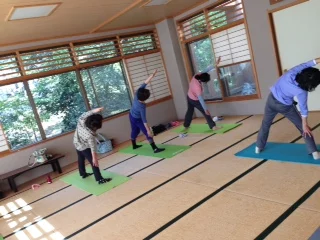 横須賀池上でのヨガレッスン風景