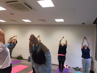 横須賀池上でのヨガレッスン風景