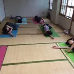 横須賀深田台でのヨガレッスン風景