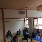 横須賀深田台でのヨガレッスン風景