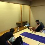 横須賀スッキリヨガ午後クラスのレッスン風景